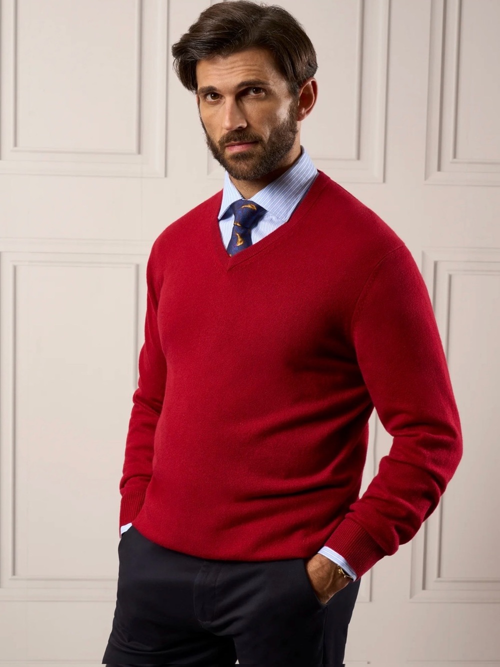 NWT Alan Paine ruby red cashmere sweater